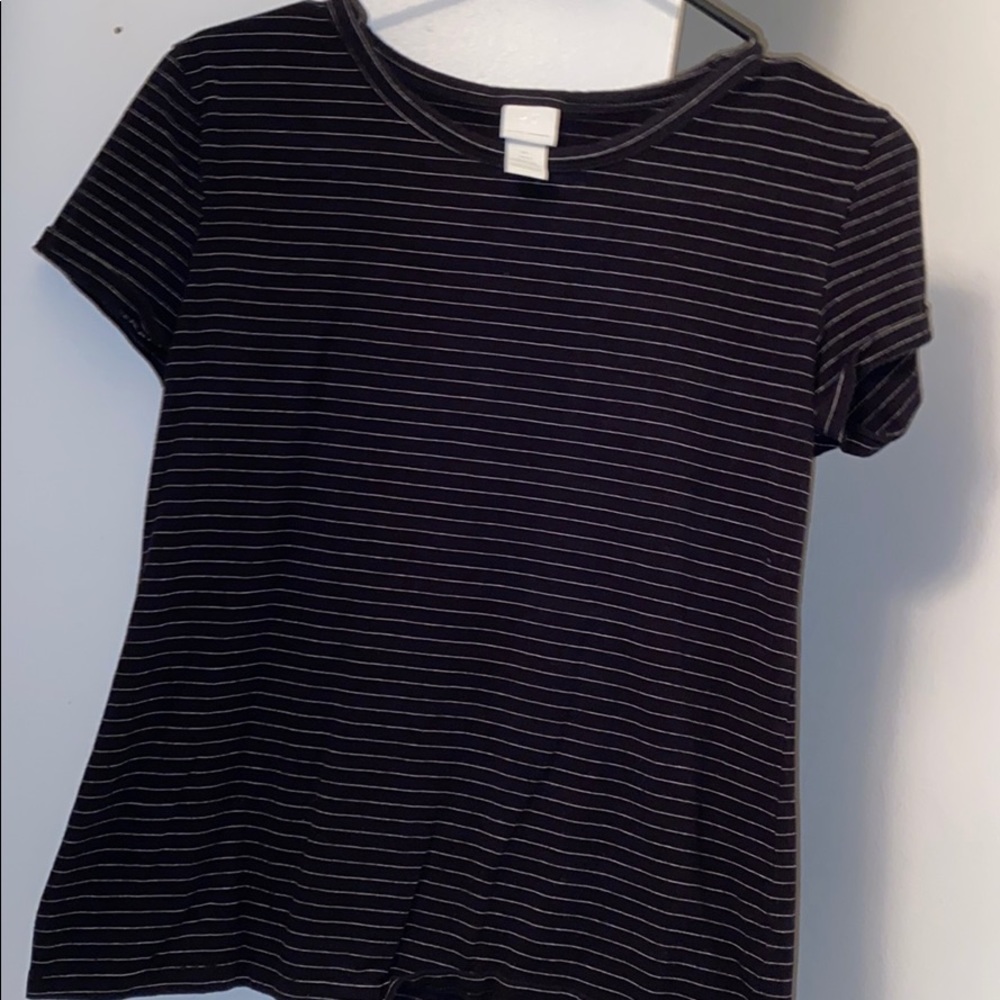 black and white shirt sleeve